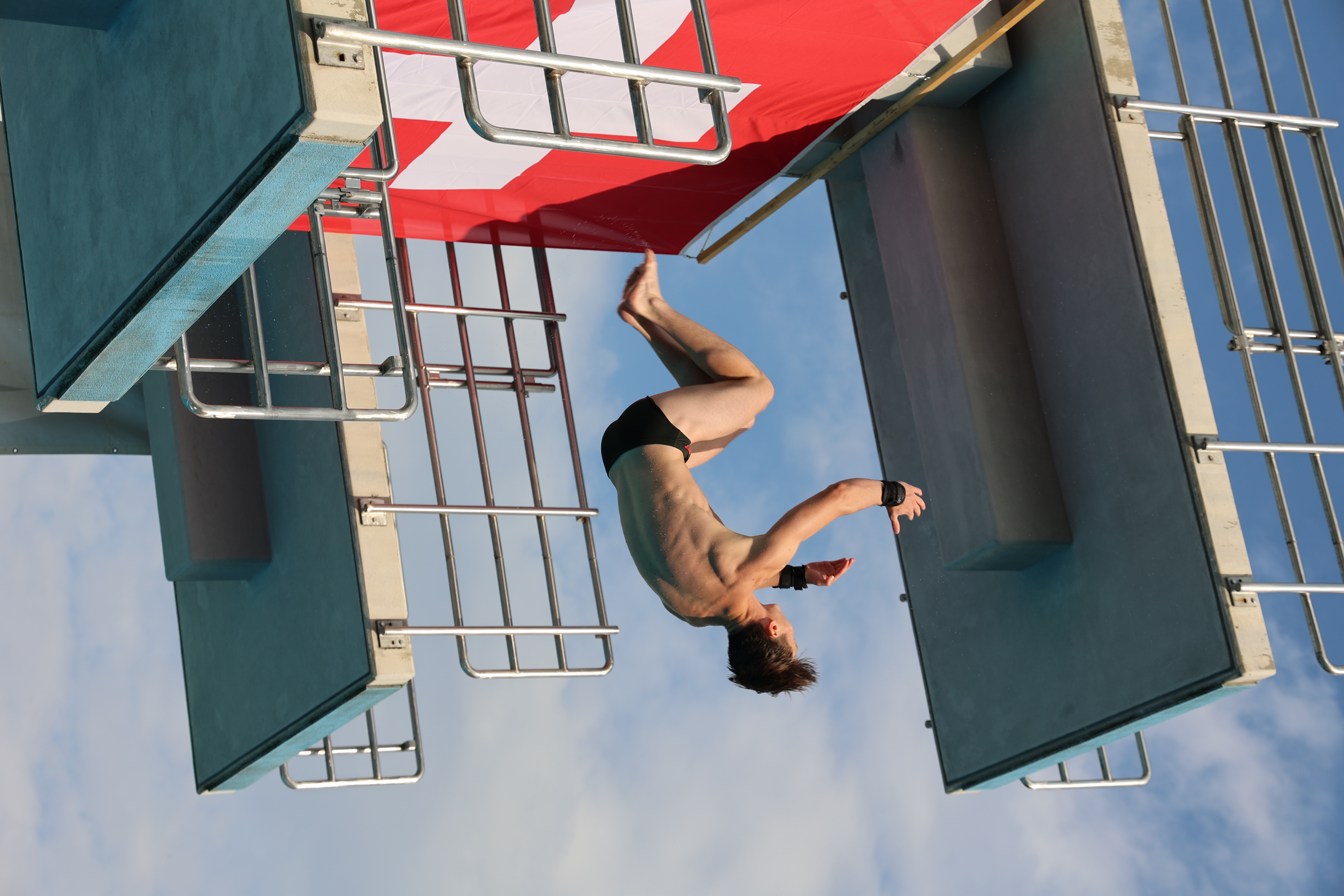 Salto in der Luft